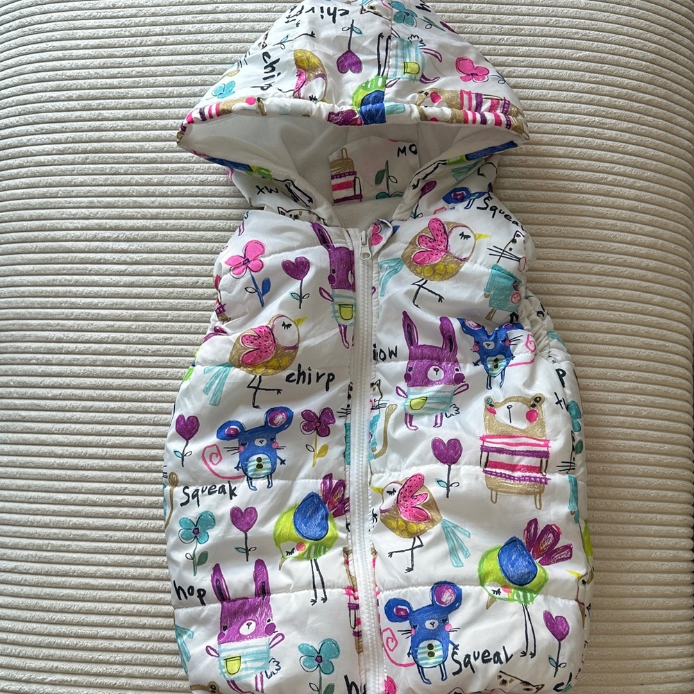 Cute Crew Colorful Kids Puffer Vest With Bubble Hem in Size 6